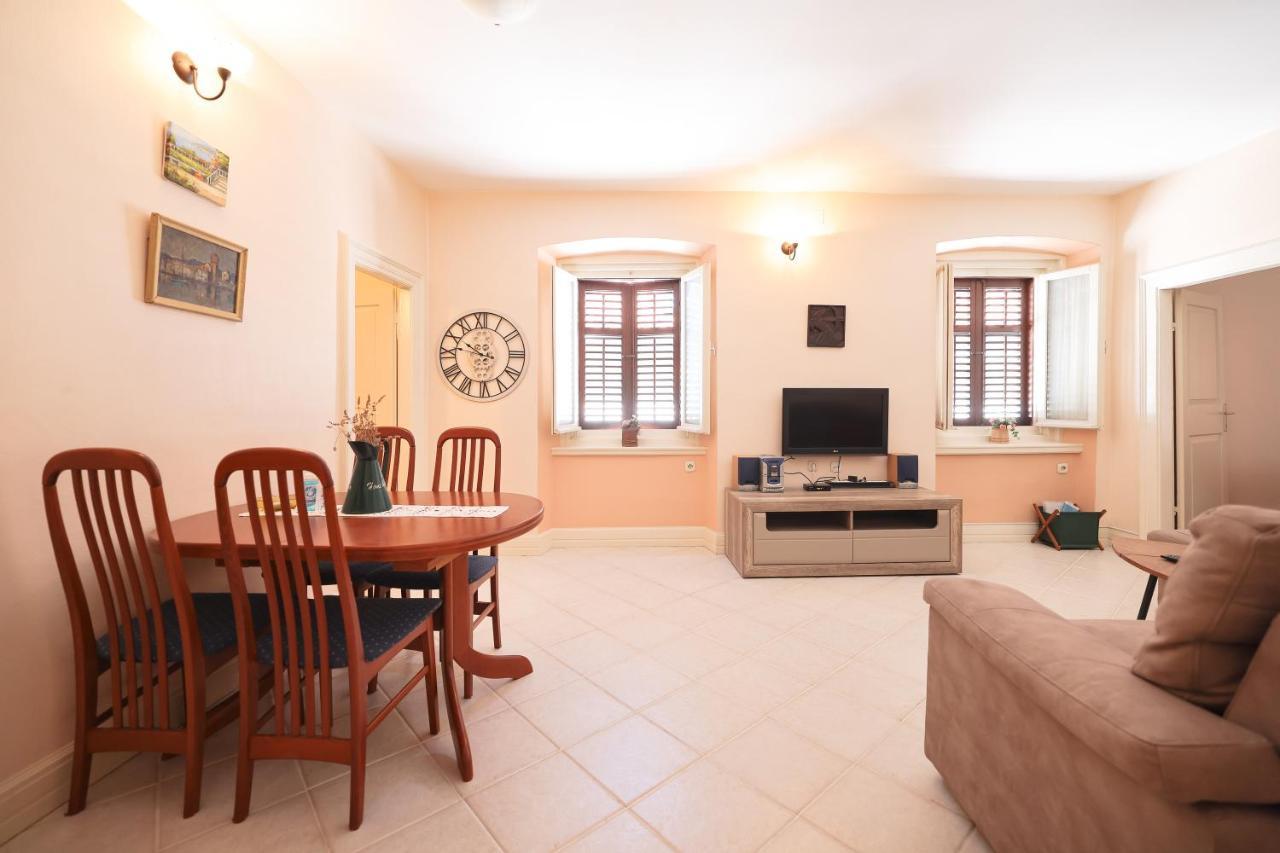 Two Bedroom Apartment In City Center Igor Zadar Exteriér fotografie