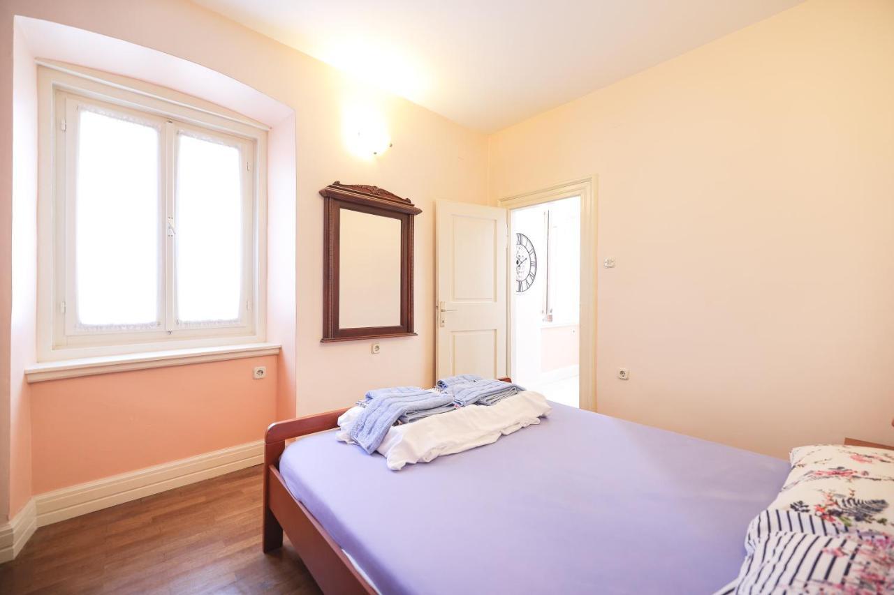 Two Bedroom Apartment In City Center Igor Zadar Exteriér fotografie